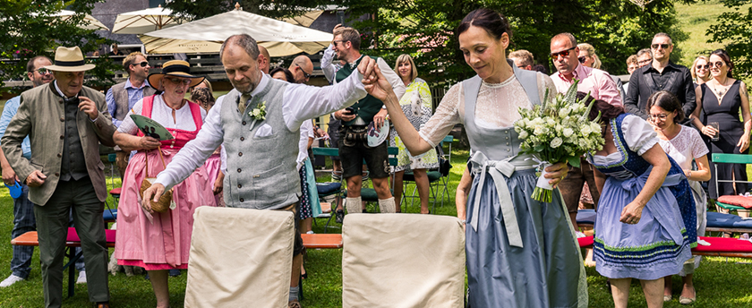 Berghochzeit im Grünen